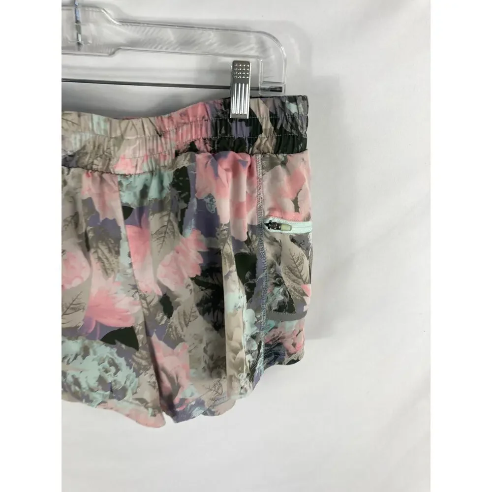 Fabletics Maggie Lined Shorts in Secret Garden Print Size Medium